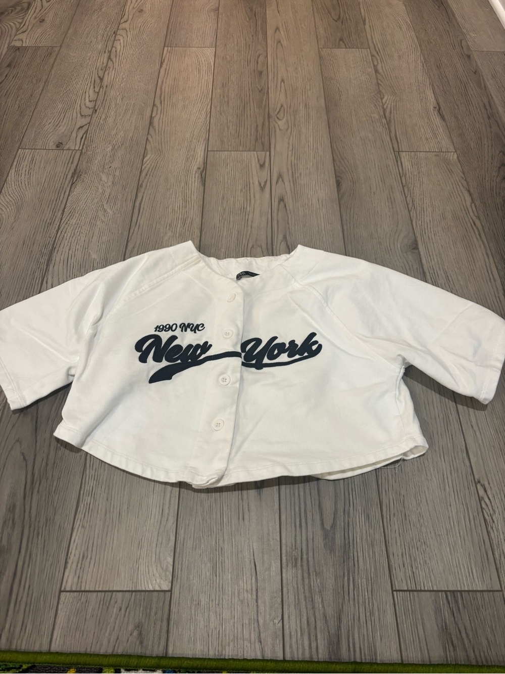 Zara White 'New York' Cropped Baseball Jersey Small